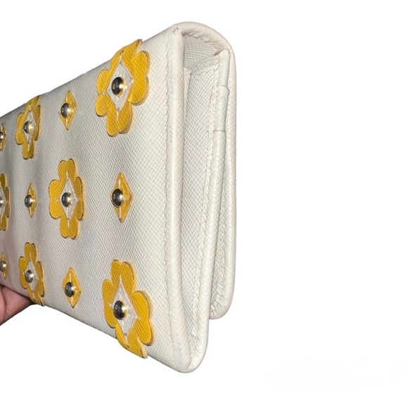 Authentic Rare Prada Staffiano Yellow Flower Long Wallet. - Picture 3 of 13